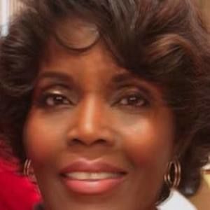 Meet your Posher, Carlisa